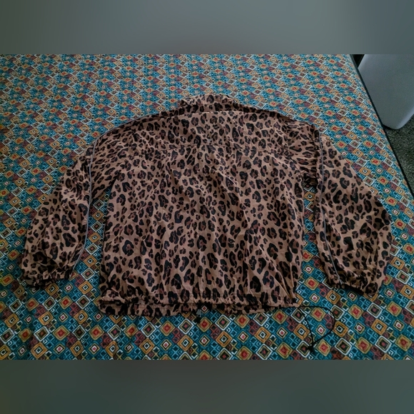 Fabletics Black and Tan Animal Print Jacket - Picture 7 of 9